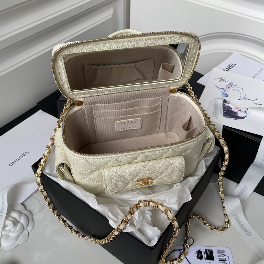 Caviar Vanity Chain Shoulder Bag Makeup Case AS3017 Beige